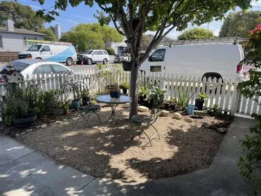 Smurn Landscape Logo