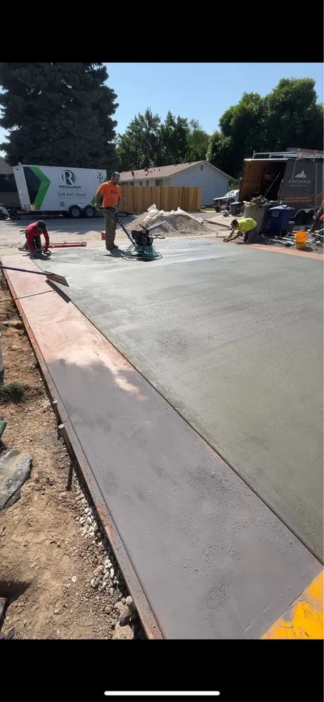 Trusted outdoor landscaping for year-round maintenance in Kuna, ID by Snake River Hardscapes