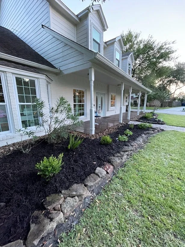 Top-rated landscape installation for residential properties in Humble, TX by Snapdragon Landscaping