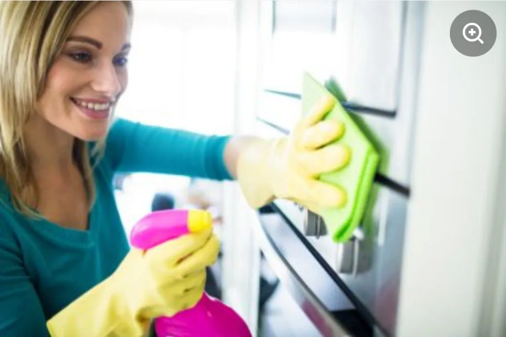 Top-rated lawn care service in Louisville, KY - Sánchez Cleaning and Landscaping