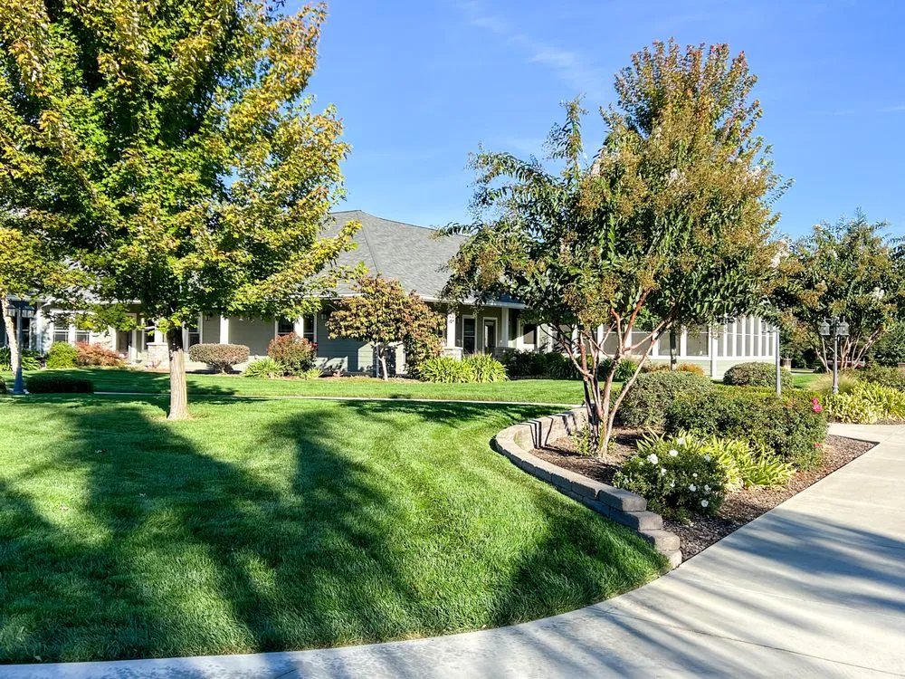 Affordable lawn mowing service experts serving Princeton, CA - Snippers Lawn & Yard