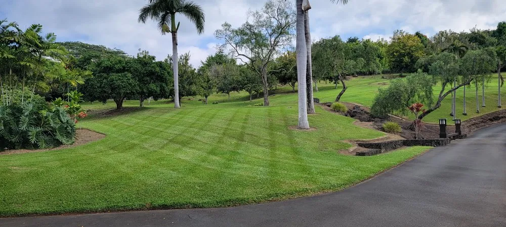 Local yard maintenance with custom design across Honokaa, HI - SnipperZ Lawn Care