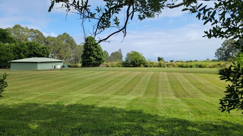 Top-rated garden landscaping with custom design across Honokaa, HI - SnipperZ Lawn Care