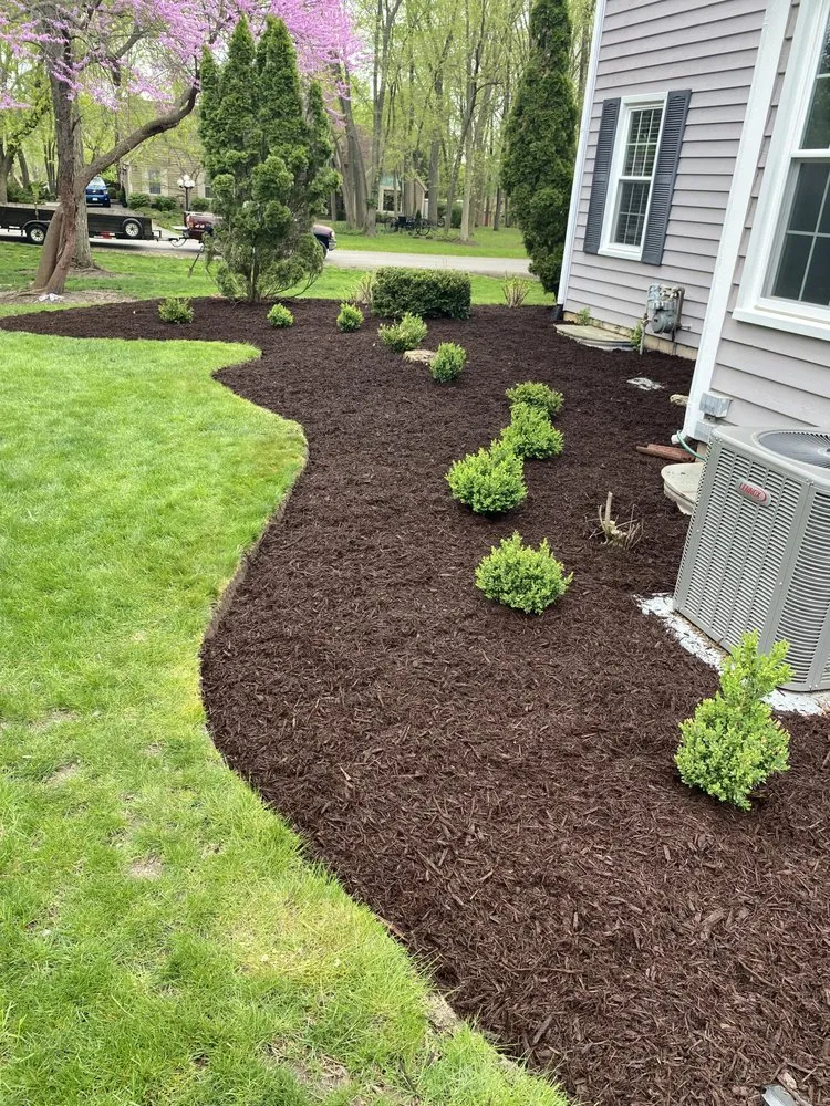 Local garden landscaping in Lake Geneva, WI - SNJ Landscaping