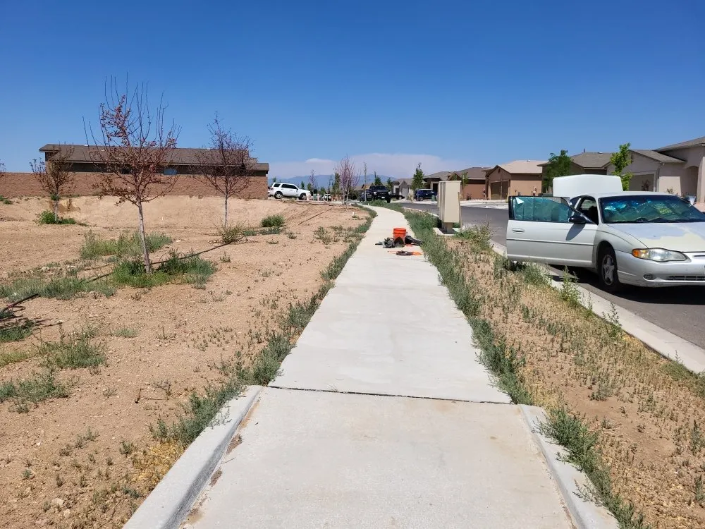 Professional landscaping services experts serving Santa Fe, NM - SnK LIGC