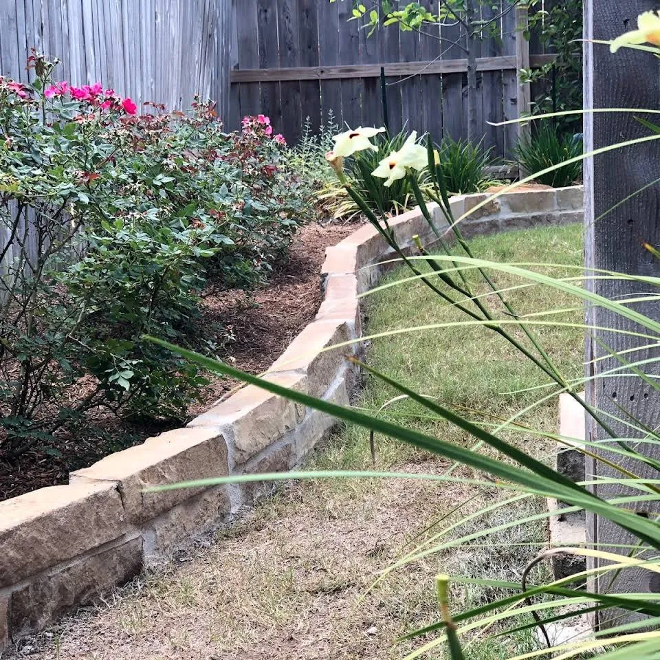 Trusted yard maintenance experts serving San Antonio, TX - SNL Total landscapes