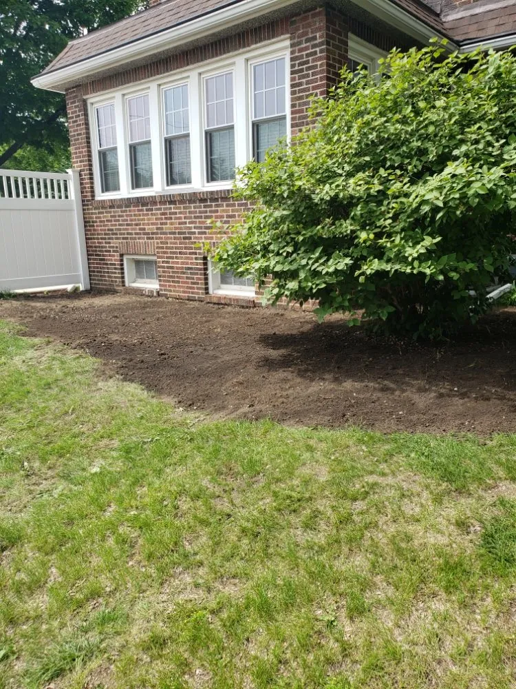 Custom lawn care service near you in Cherry, IL by Sno & Mo