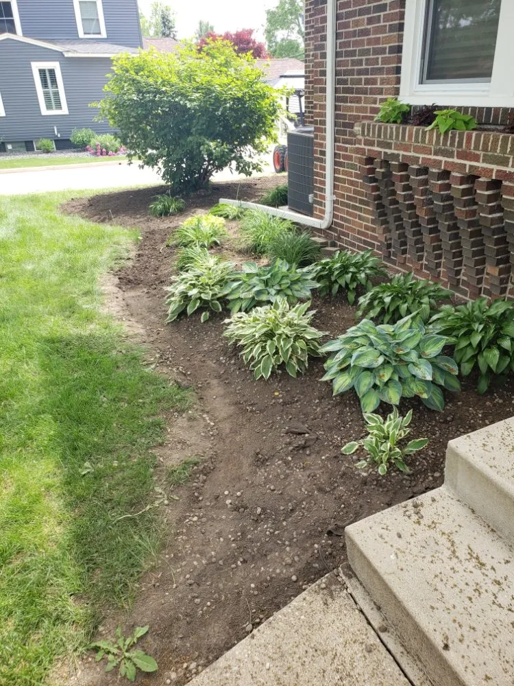 Reliable landscaping services experts serving Cherry, IL - Sno & Mo