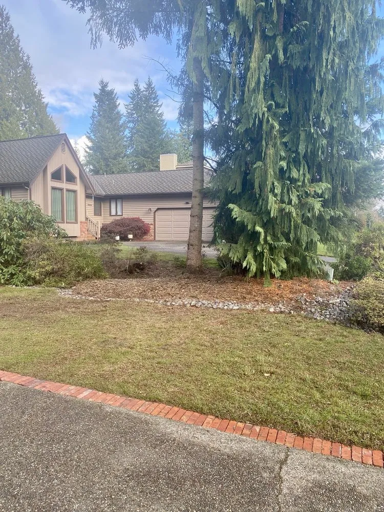 Local landscape design for residential properties in Bothell, WA by Sno-King Stump Grinding