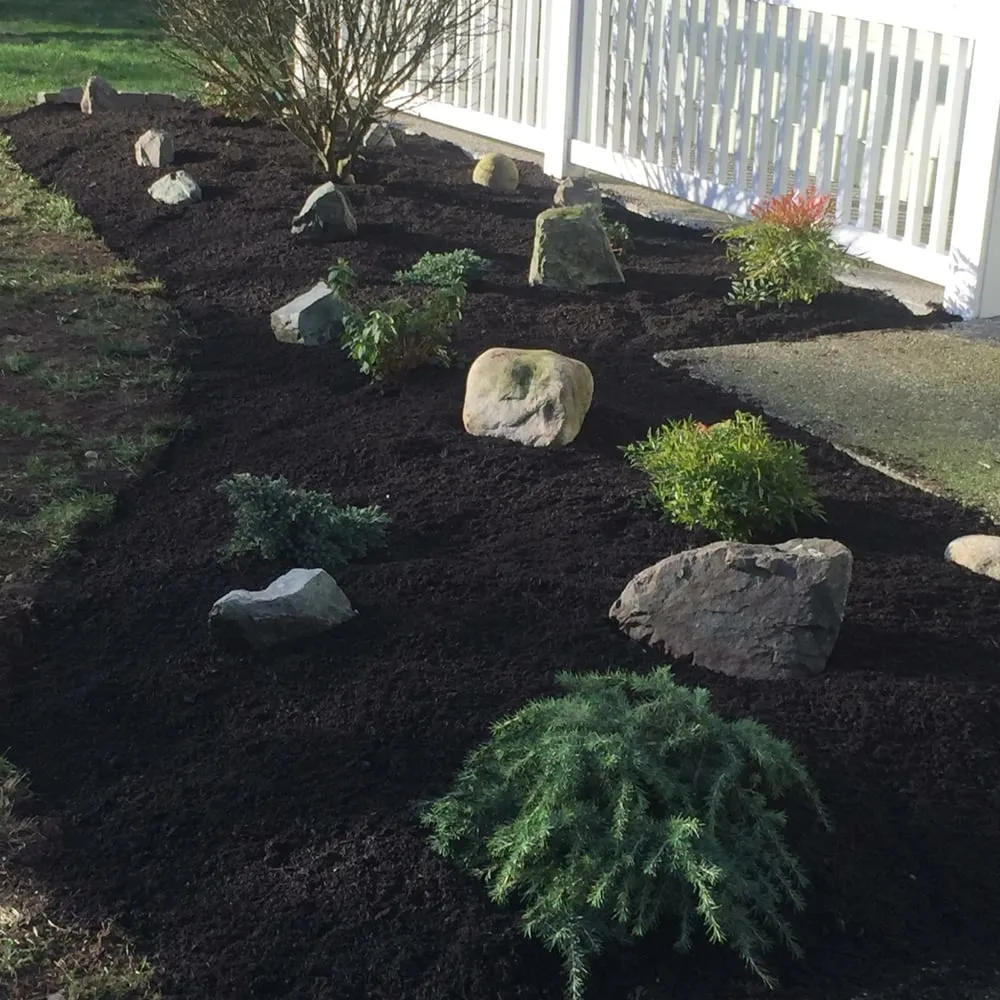 Trusted garden landscaping for residential properties in Arlington, WA by Snohomish County Home and Landscape Service LLC