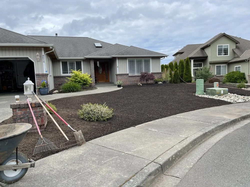 Top-rated lawn care service for year-round maintenance across Stanwood, WA - Snohomish Landscaping Service