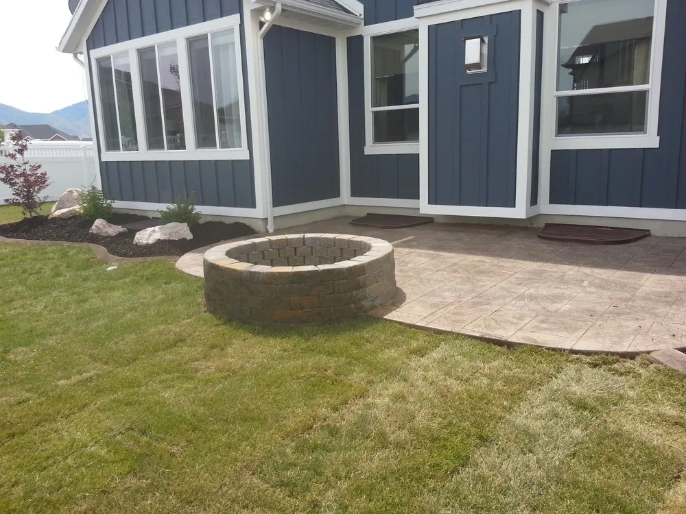 Top-rated lawn care service for beautiful yards in West Point, UT by Snow King Snow Removal