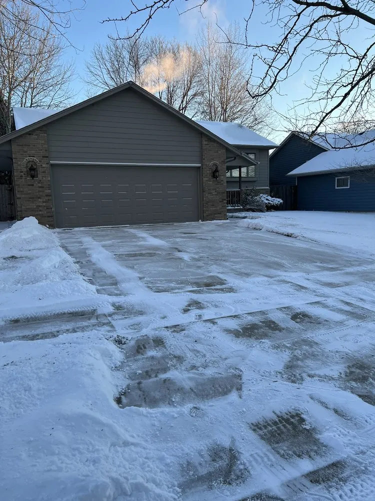 Trusted yard maintenance for residential properties across Sioux Falls, SD - Snowbusters