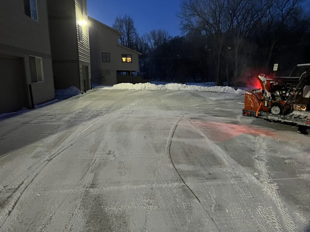 Local lawn care service for homes across Sioux Falls, SD - Snowbusters