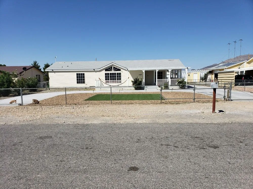 Custom outdoor landscaping in Pahrump, NV by Snowden Landscape