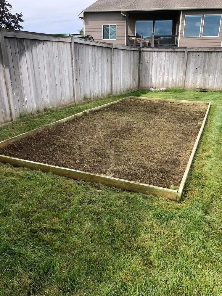 Professional yard cleanup service in Wichita, KS - Snow’s Lawn Care Services