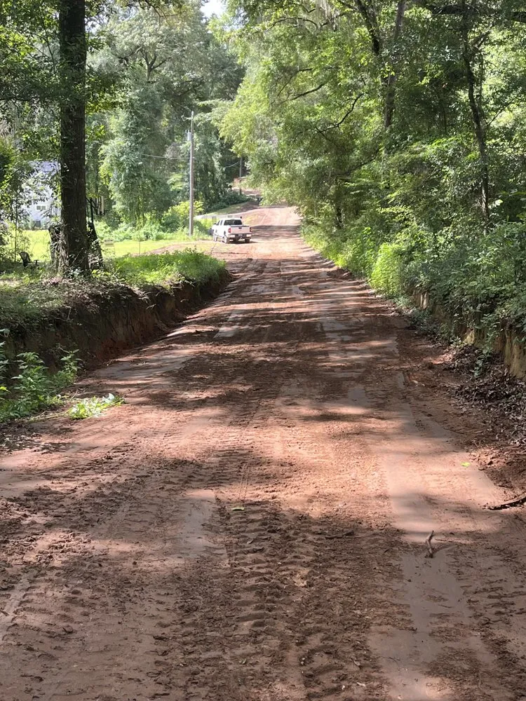 Trusted residential landscaping for beautiful yards across Monticello, FL - Snyder Contracting