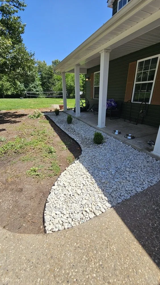 Custom garden landscaping near you across Truesdale, MO - Snyder Landscape And Cleanup
