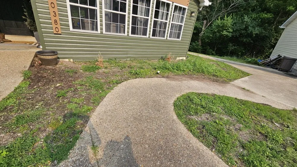 Affordable lawn care service with custom design in Truesdale, MO by Snyder Landscape And Cleanup