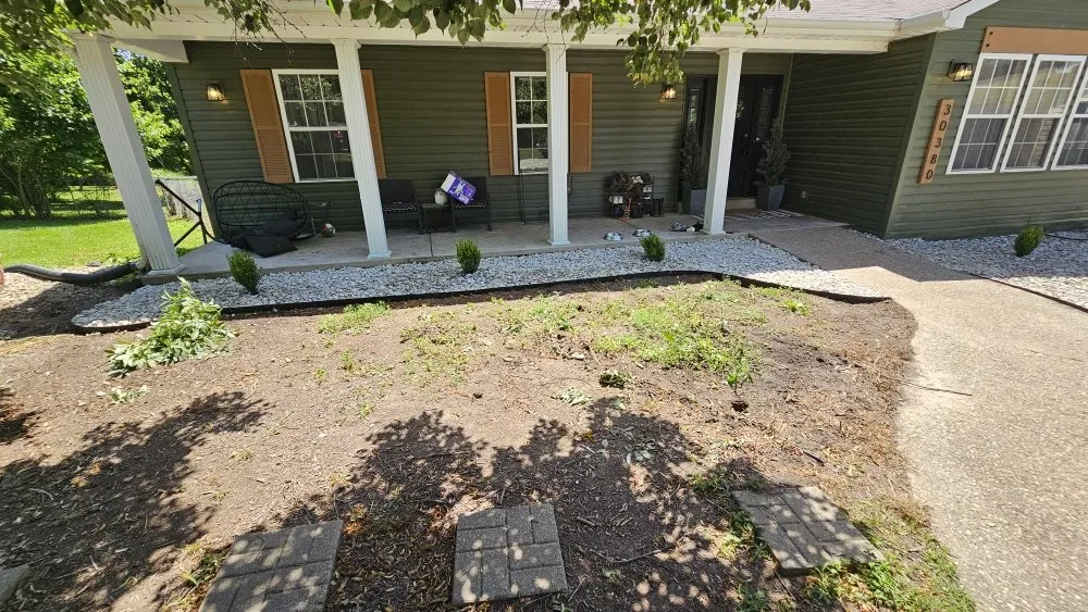 Reliable yard cleanup service in Truesdale, MO by Snyder Landscape And Cleanup