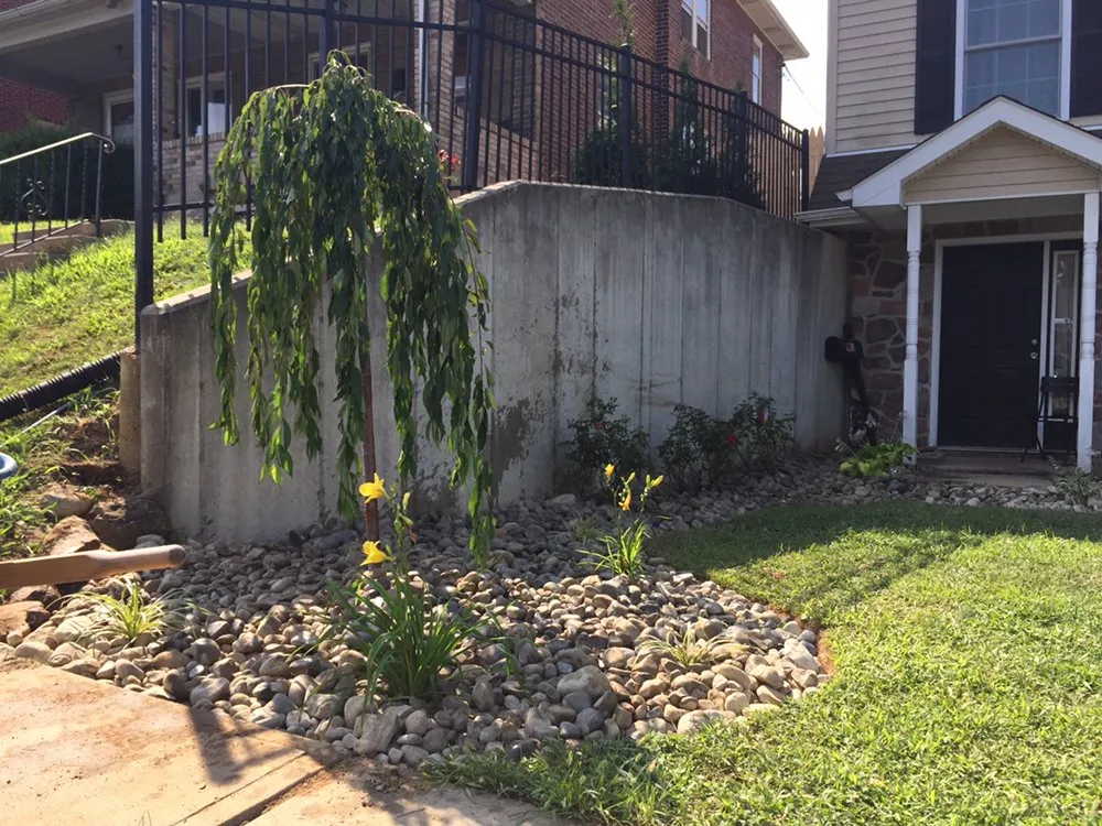 Local outdoor landscaping in Emmaus, PA - Snyder’s all season landscape