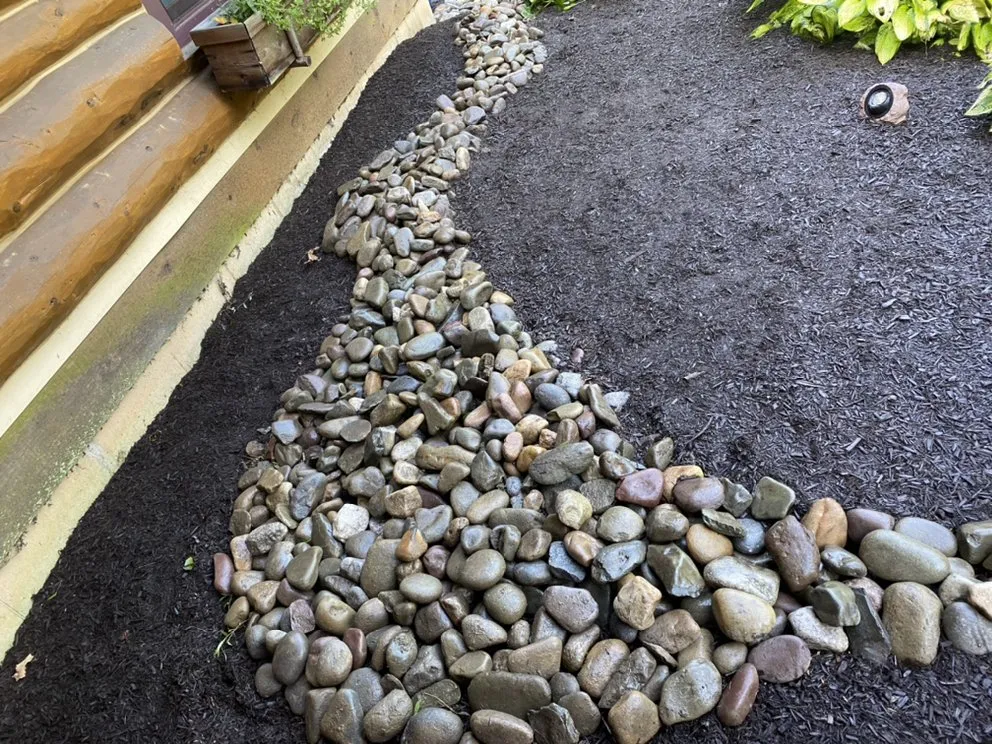 Top-rated yard maintenance in Emmaus, PA by Snyder’s all season landscape