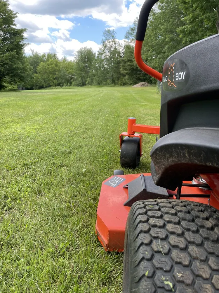 Top-rated yard maintenance experts serving Potsdam, NY - Snyders property maintenance