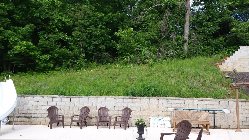 Local residential landscaping in Joplin, MO by Soaking Up The Son Yard Service