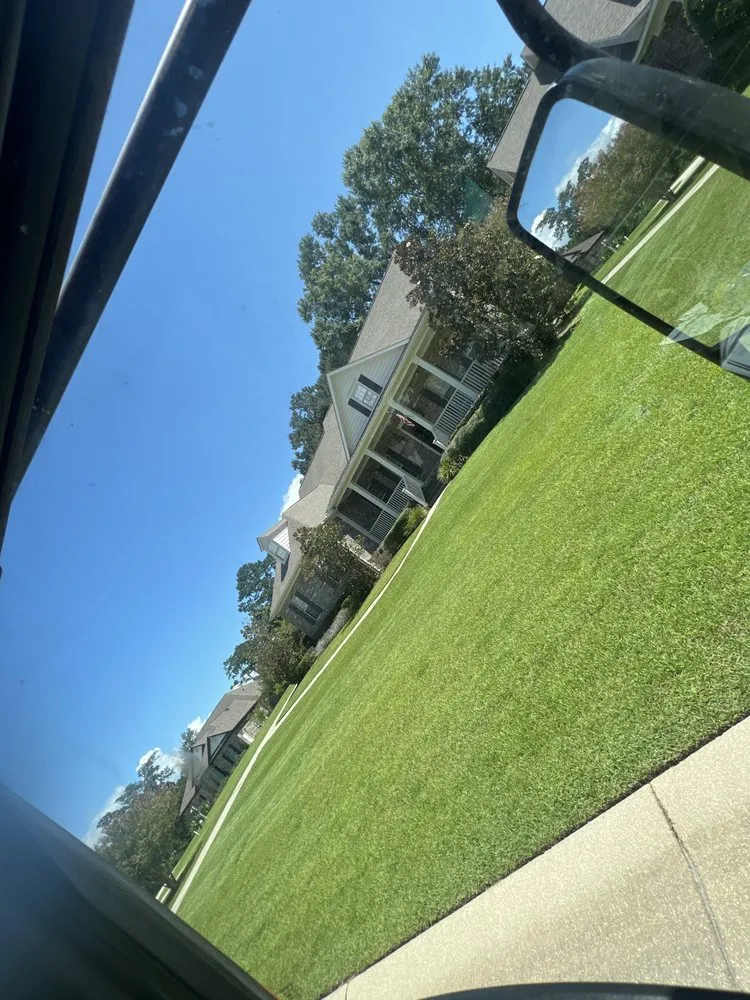 Custom garden landscaping experts serving Daphne, AL - SoakIT