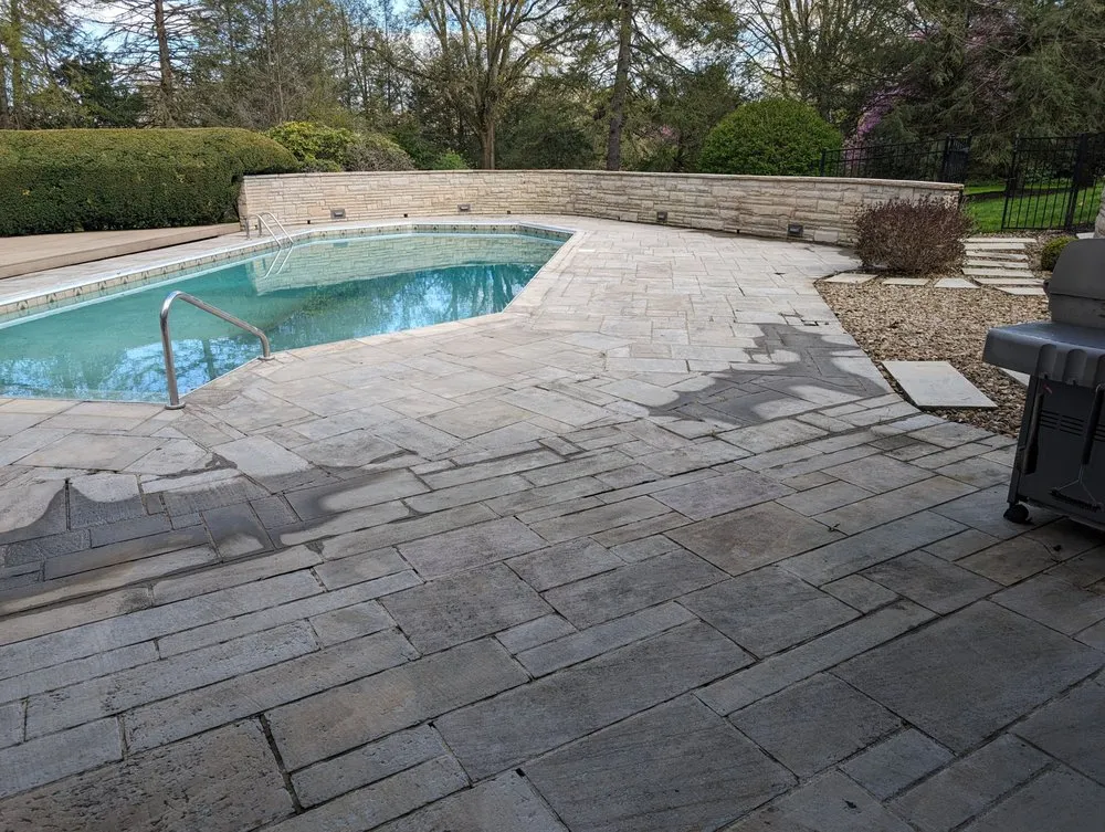 Expert landscaping services experts serving Cranberry Township, PA - Soaring Suds