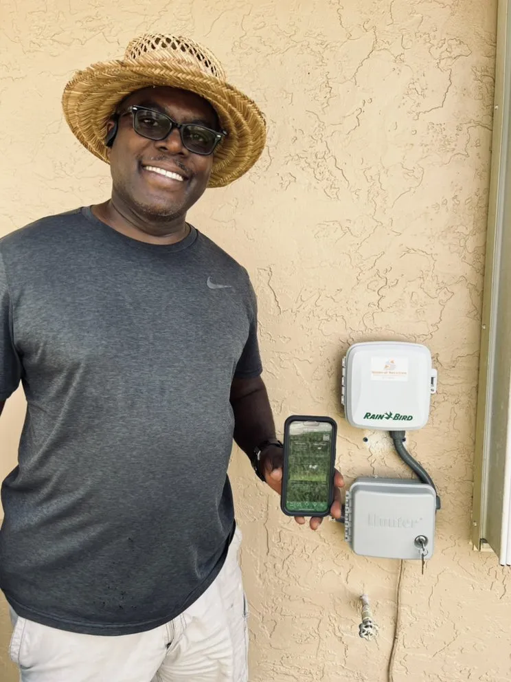 Custom yard cleanup service with custom design across West Palm Beach, FL - Soberal Services