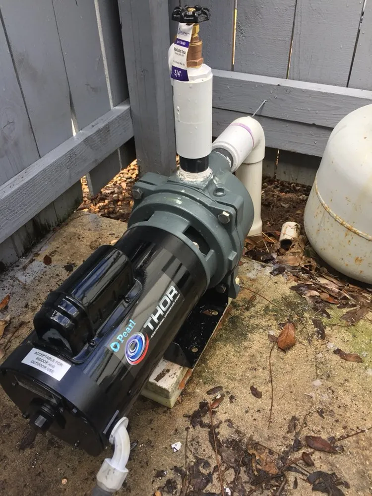 Professional yard maintenance experts serving West Palm Beach, FL - Soberal Services