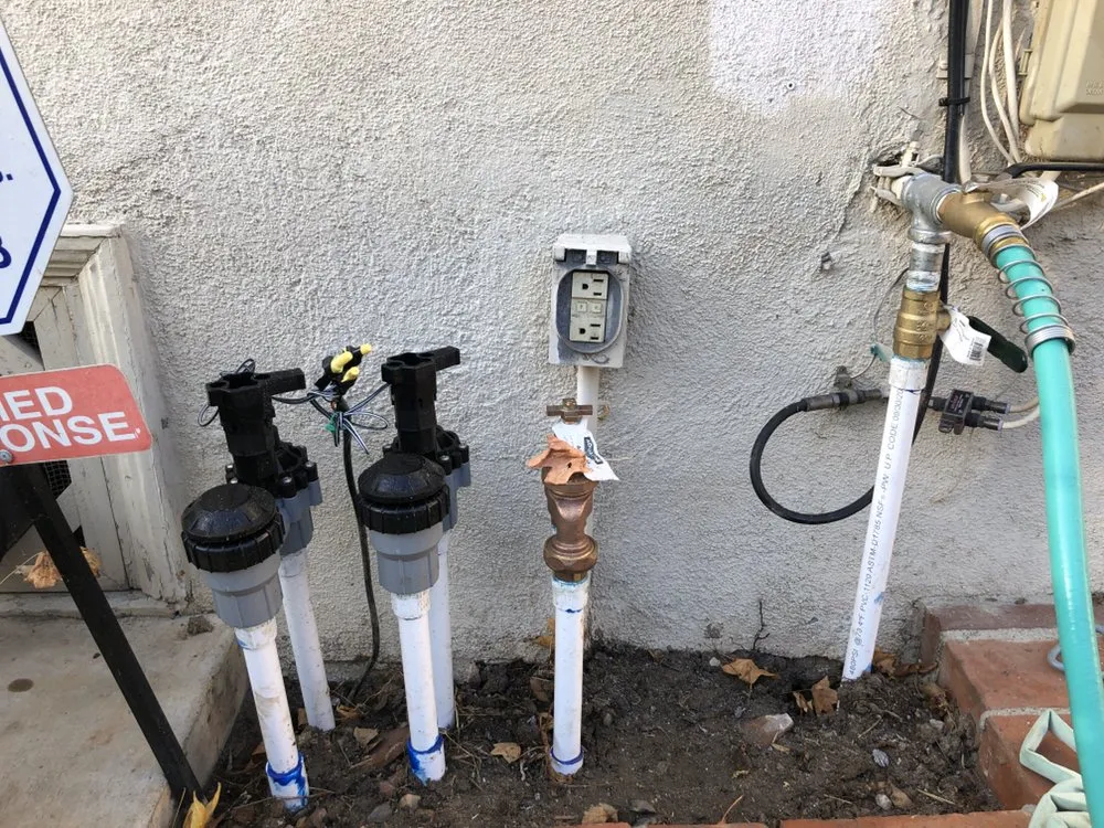 Affordable landscape design in Altadena, CA by SoCal Landscape and Trees