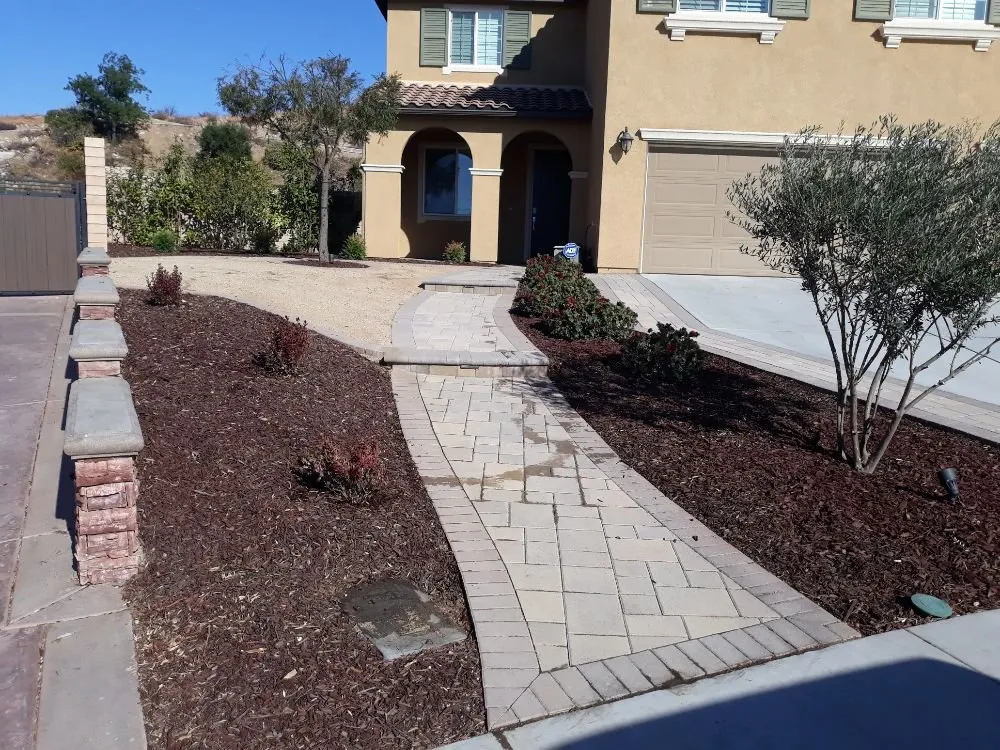 Custom residential landscaping in Hemet, CA - Socal Landscapers