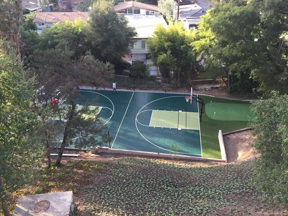 Professional garden landscaping with custom design in Thousand Oaks, CA by SoCal Sports and Turf