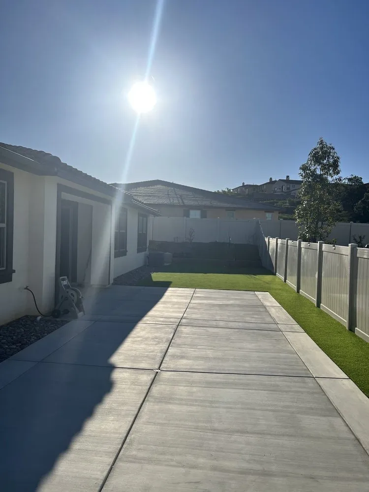 Custom lawn care service with custom design in San Marcos, CA by Socal Synthetic Lawns and Putting Greens