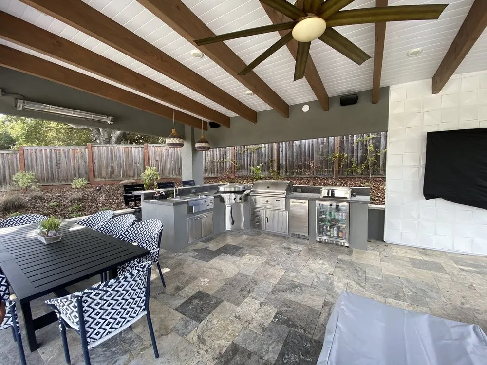 Custom yard cleanup service near you in Brentwood, CA by Social Spaces