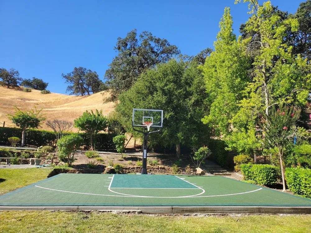 Reliable residential landscaping near you across Brentwood, CA - Social Spaces