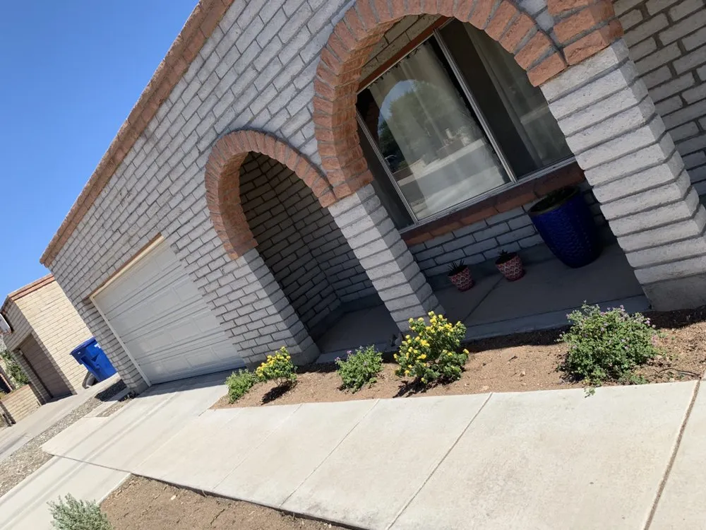 Reliable garden landscaping near you in Tucson, AZ by SoCo Landscape Maintenance