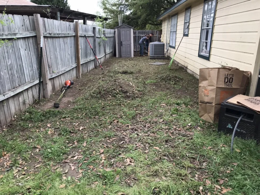 Custom lawn care service experts serving Austin, TX - Sod Grass Hoppers