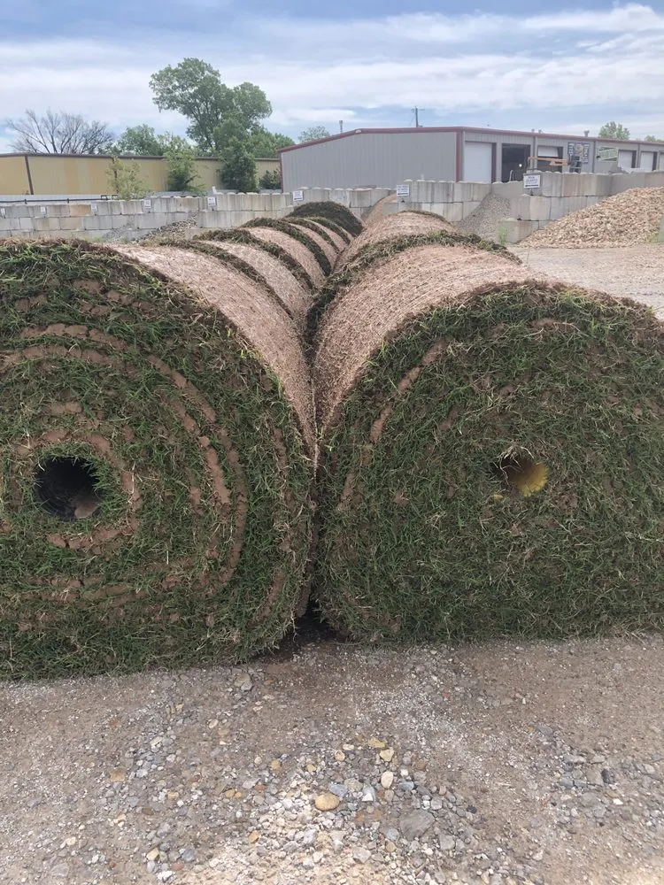 Professional yard cleanup service for beautiful yards in Tulsa, OK by Sod Installation Pros