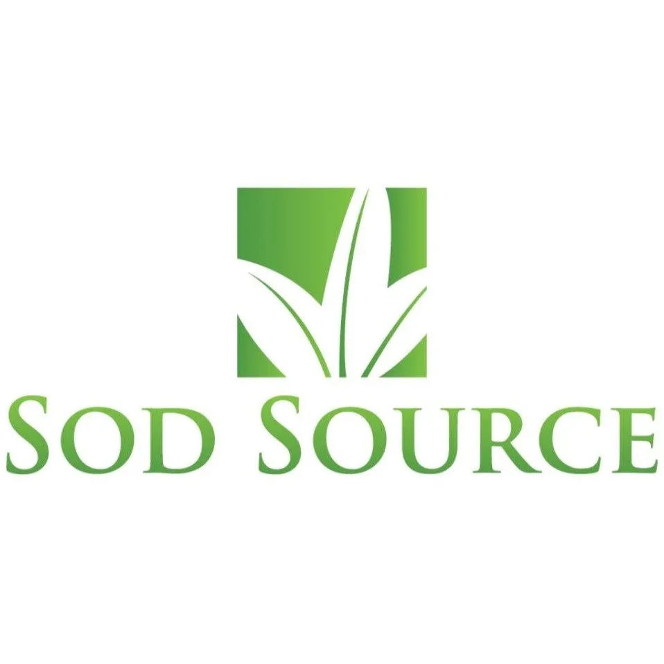 Custom residential landscaping for homes in Brentwood, TN by Sod Source