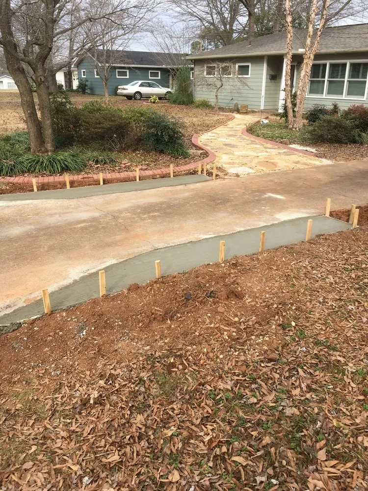 Trusted lawn mowing service experts serving Decatur, AL - Sohn's Services