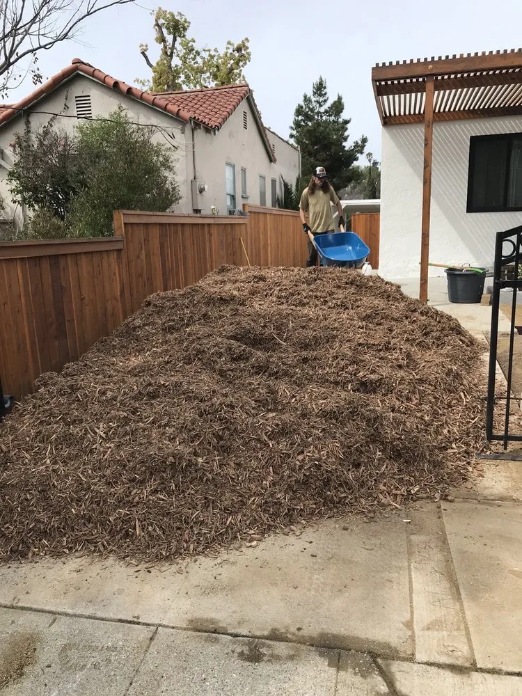 Local lawn mowing service in Pacoima, CA - Soil & Sod Depot