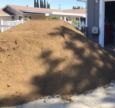 Reliable lawn mowing service experts serving Pacoima, CA - Soil & Sod Depot