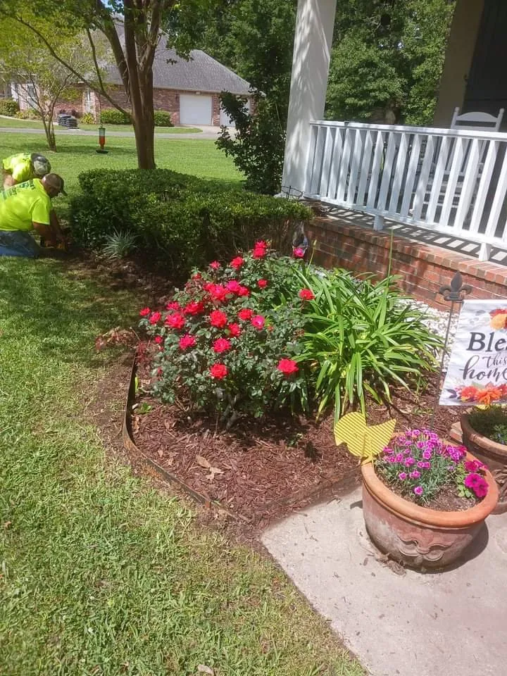 Local yard maintenance with custom design in Eunice, LA by Soileau's Lawn and Heavy Equipment