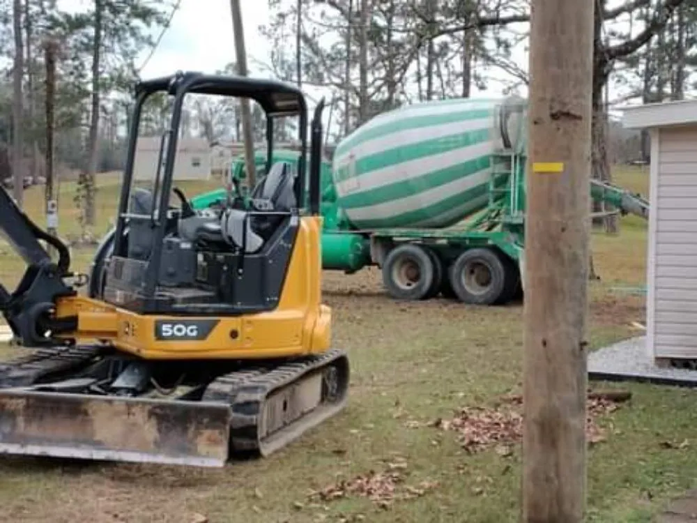 Custom lawn mowing service experts serving Eunice, LA - Soileau's Lawn and Heavy Equipment