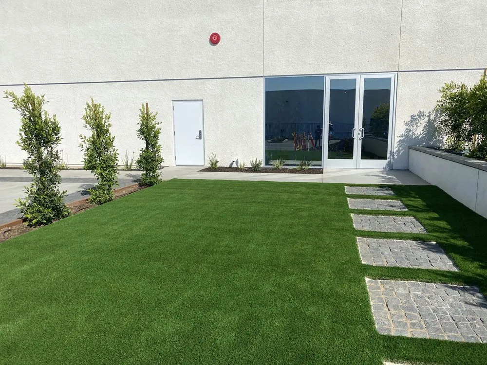 Expert lawn mowing service in Fountain Valley, CA - Sol Coast Landscape