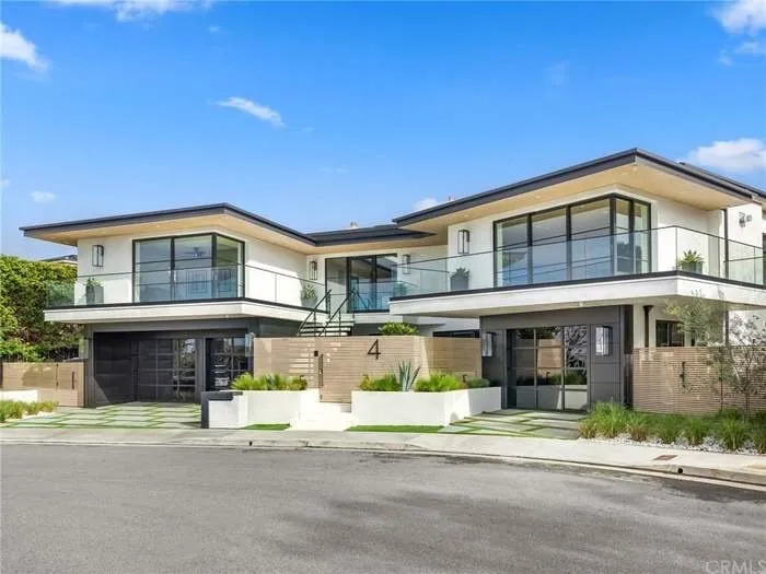 Expert yard cleanup service in Fountain Valley, CA by Sol Coast Landscape