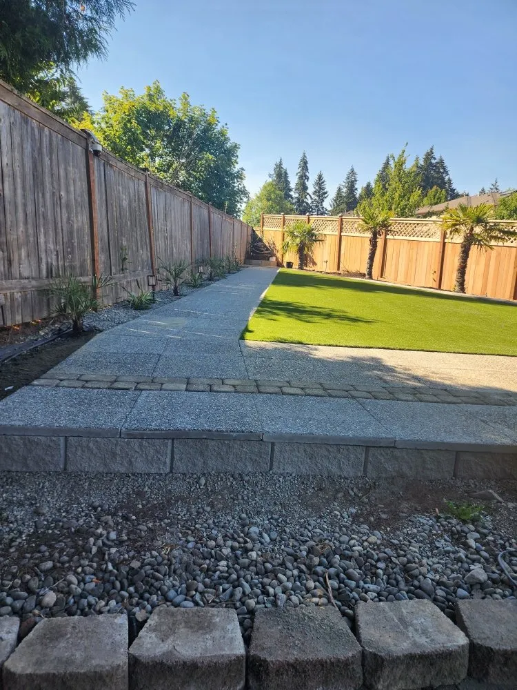 Top-rated yard cleanup service in Auburn, WA by Sol Landscaping